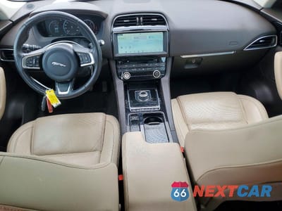 Zdjęcie 8 z 13 samochodu: 2018 JAGUAR F-PACE PRESTIGE VIN:SADCK2FN8JA281258 - miniatura