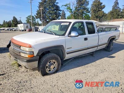1999 CHEVROLET SILVERADO K2500 1GCGK29U4XE179778 - główne zdjęcie licytacji z USA - miniatura