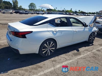 Trzecie zdjęcie samochodu z tyłu: 2020 NISSAN ALTIMA SR VIN:1N4AL4CV0LC151276 - miniatura