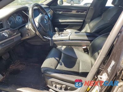Zdjęcie 7 z 12 samochodu: 2011 BMW 750 XI VIN:WBAKC6C56BC394094 - miniatura