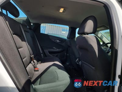 Zdjęcie 10 z 12 samochodu: 2020 CHEVROLET MALIBU LT VIN:1G1ZD5ST1LF093413 - miniatura