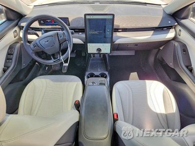 Zdjęcie 8 z 13 samochodu: 2021 FORD MUSTANG MACH-E PREMIUM VIN:3FMTK3SU1MMA10611 - miniatura