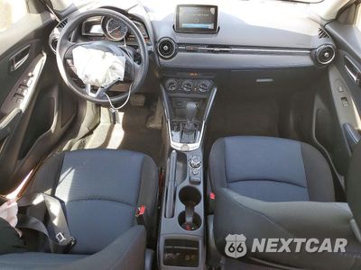 Zdjęcie 8 z 13 samochodu: 2018 TOYOTA YARIS IA BASE VIN:3MYDLBYV7JY316508 - miniatura