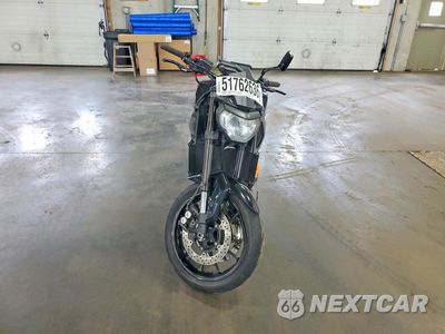 Drugie zdjęcie samochodu z przodu: 2016 YAMAHA FZ09 C VIN:JYARN33E5GA009696 - miniatura