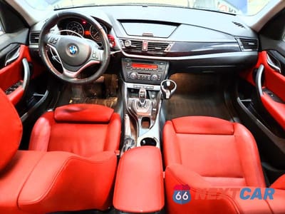 Zdjęcie 8 z 13 samochodu: 2014 BMW X1 XDRIVE28I VIN:WBAVL1C50EVY20418 - miniatura