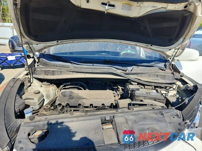 Zdjęcie 12 z 13 samochodu: 2011 HYUNDAI TUCSON GLS VIN:KM8JU3AC9BU287168 - miniatura