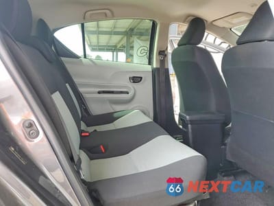 Zdjęcie 10 z 12 samochodu: 2014 TOYOTA PRIUS C THREE VIN:JTDKDTB36E1067760 - miniatura