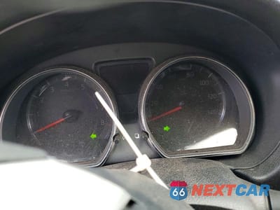 Zdjęcie 9 z 12 samochodu: 2017 NISSAN VERSA 1.6 SV VIN:3N1CN7AP5HL902194 - miniatura