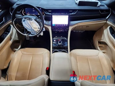 Zdjęcie 8 z 13 samochodu: 2023 JEEP GRAND CHEROKEE LIMITED VIN:1C4RJHBG6PC601564 - miniatura