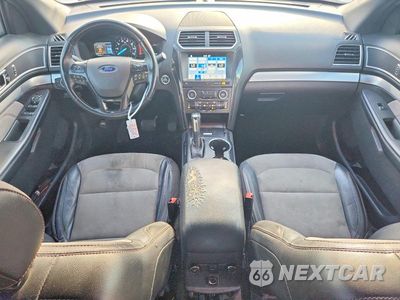 Zdjęcie 8 z 13 samochodu: 2017 FORD EXPLORER XLT VIN:1FM5K7D81HGD85141 - miniatura