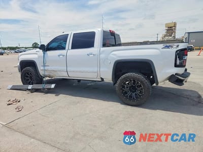 Drugie zdjęcie samochodu z przodu: 2018 GMC SIERRA K1500 SLT VIN:3GTU2NEC2JG212830 - miniatura