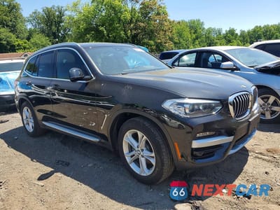 Czwarte zdjęcie samochodu z boku: 2020 BMW X3 XDRIVE30I VIN:5UXTY5C03L9B91784 - miniatura