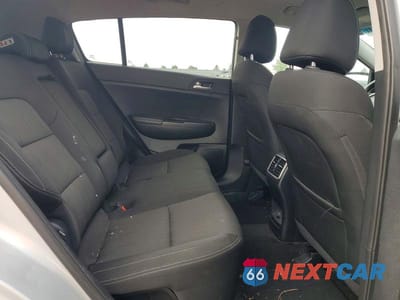 Zdjęcie 11 z 13 samochodu: 2017 KIA SPORTAGE LX VIN:KNDPMCAC7H7282573 - miniatura