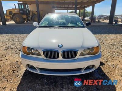 Piąte zdjęcie samochodu w środku: 2004 BMW 325 CI VIN:WBABW33484PL31202 - miniatura