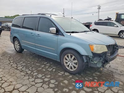 Czwarte zdjęcie samochodu z boku: 2010 CHRYSLER TOWN & COUNTRY TOURING PLUS VIN:2A4RR8DX1AR421682 - miniatura