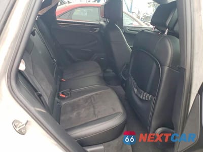 Zdjęcie 10 z 12 samochodu: 2021 PORSCHE MACAN VIN:WP1AA2A53MLB04301 - miniatura