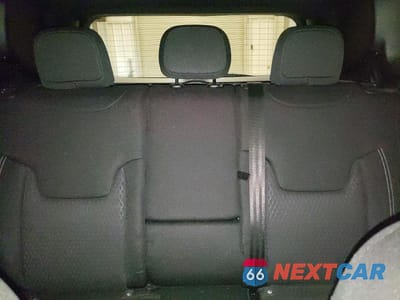 Zdjęcie 10 z 13 samochodu: 2021 JEEP RENEGADE LATITUDE VIN:ZACNJDBB4MPN36990 - miniatura