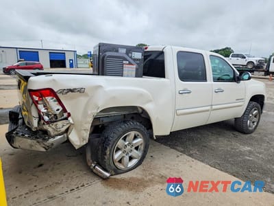 Trzecie zdjęcie samochodu z tyłu: 2012 GMC SIERRA K1500 SLT VIN:3GTP2WE72CG182642 - miniatura