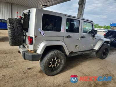 Trzecie zdjęcie samochodu z tyłu: 2008 JEEP WRANGLER UNLIMITED SAHARA VIN:1J4GA59168L628783 - miniatura