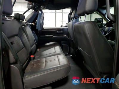 Zdjęcie 10 z 12 samochodu: 2024 CHEVROLET SILVERADO K3500 HIGH COUNTRY VIN:2GC4YVEY4R1175729 - miniatura