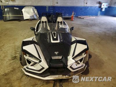 Piąte zdjęcie samochodu w środku: 2019 POLARIS SLINGSHOT SLR VIN:57XAARFA0K8130488 - miniatura