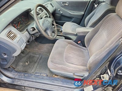 Zdjęcie 7 z 12 samochodu: 1998 HONDA ACCORD DX VIN:1HGCF8641WA021111 - miniatura