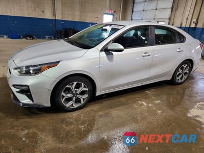 2020 KIA FORTE LXS 3KPF24AD7LE148249 - główne zdjęcie licytacji z USA - miniatura