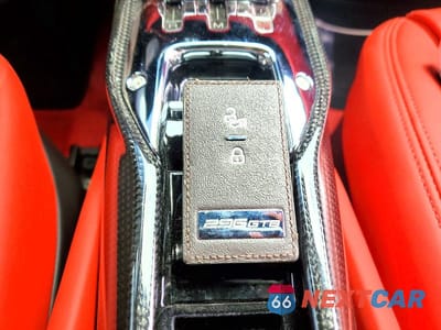 Zdjęcie 12 z 13 samochodu: 2025 FERRARI 296GTB VIN:ZFF99SLA2S0315500 - miniatura