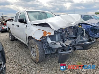 Czwarte zdjęcie samochodu z boku: 2022 RAM 1500 CLASSIC TRADESMAN VIN:1C6RR7FG2NS230166 - miniatura