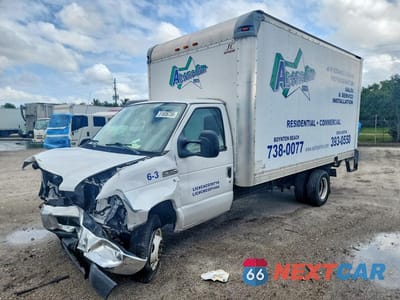 2016 FORD E350 BOX TRUCK 1FDWE3FL3GDC24022 - główne zdjęcie licytacji z USA - miniatura