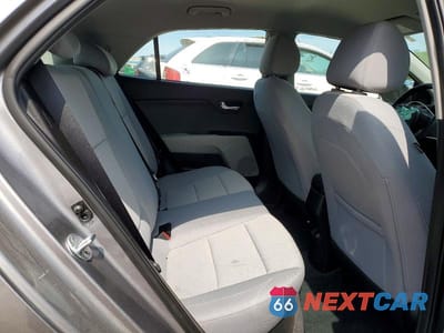 Zdjęcie 10 z 12 samochodu: 2023 KIA RIO S VIN:3KPA25AD1PE511408 - miniatura