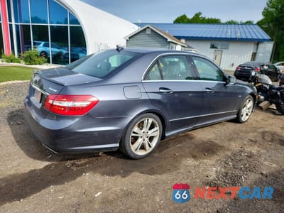 Trzecie zdjęcie samochodu z tyłu: 2012 MERCEDES-BENZ E 350 4MATIC VIN:WDDHF8JB3CA561815 - miniatura