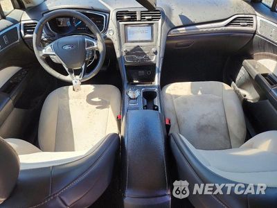 Zdjęcie 8 z 12 samochodu: 2019 FORD FUSION SE VIN:3FA6P0HD2KR246814 - miniatura