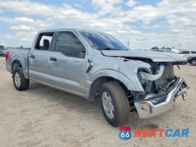 Czwarte zdjęcie samochodu z boku: 2023 FORD F150 SUPERCREW VIN:1FTEW1C82PKD44164 - miniatura