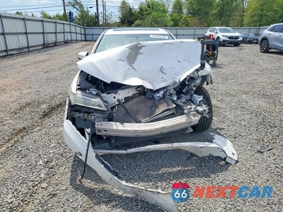 Piąte zdjęcie samochodu w środku: 2017 ACURA TLX PMC EDITION VIN:19UUB1F31HA005217 - miniatura