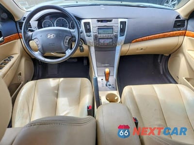 Zdjęcie 8 z 12 samochodu: 2009 HYUNDAI SONATA LIMITED VIN:5NPEU46C99H554883 - miniatura