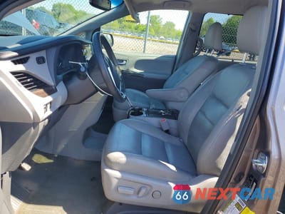 Zdjęcie 7 z 13 samochodu: 2015 TOYOTA SIENNA XLE 8-PASSENGER VIN:5TDYK3DC3FS671333 - miniatura