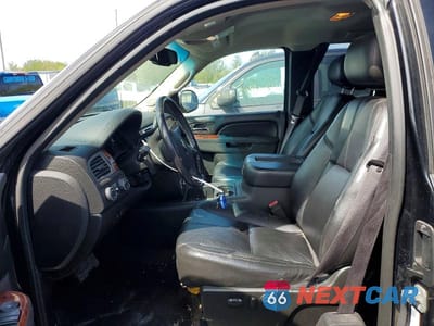 Zdjęcie 7 z 12 samochodu: 2010 CHEVROLET SILVERADO K1500 LTZ VIN:1GCSKTE33AZ194642 - miniatura