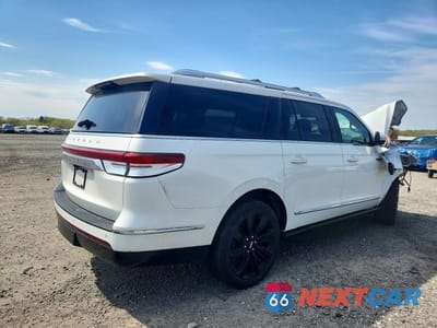 Trzecie zdjęcie samochodu z tyłu: 2022 LINCOLN NAVIGATOR L RESERVE VIN:5LMJJ3LT1NEL02599 - miniatura