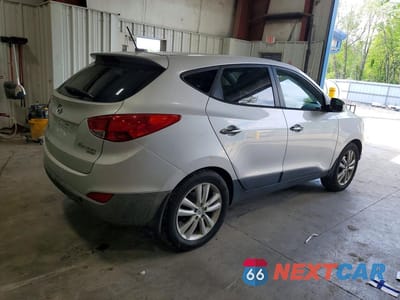 Trzecie zdjęcie samochodu z tyłu: 2011 HYUNDAI TUCSON LIMITED VIN:KM8JUCAC9BU228069 - miniatura