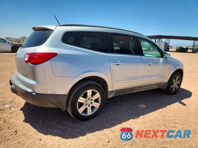 Trzecie zdjęcie samochodu z tyłu: 2009 CHEVROLET TRAVERSE LT VIN:1GNER23D69S142416 - miniatura