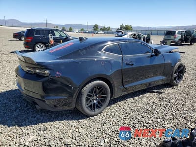 Trzecie zdjęcie samochodu z tyłu: 2022 CHEVROLET CAMARO LT1 VIN:1G1FF1R7XN0129460 - miniatura