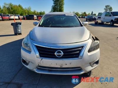 Piąte zdjęcie samochodu w środku: 2014 NISSAN ALTIMA 2.5 SV VIN:1N4AL3AP4EC299335 - miniatura