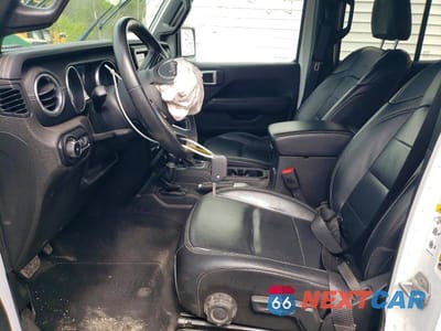 Zdjęcie 7 z 13 samochodu: 2018 JEEP WRANGLER UNLIMITED SAHARA VIN:1C4HJXEG8JW250373 - miniatura