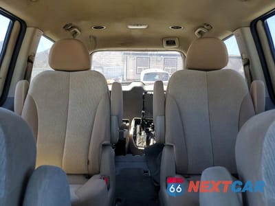 Zdjęcie 10 z 13 samochodu: 2011 KIA SEDONA LX VIN:KNDMG4C77B6384694 - miniatura