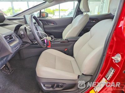 Zdjęcie 7 z 12 samochodu: 2024 TOYOTA PRIUS XLE VIN:JTDADABU4R3008404 - miniatura