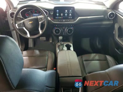 Zdjęcie 8 z 14 samochodu: 2023 CHEVROLET BLAZER 3LT VIN:3GNKBDRS3PS207149 - miniatura