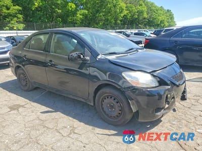 Czwarte zdjęcie samochodu z boku: 2012 TOYOTA YARIS FLEET VIN:JTDBT4K34CL017238 - miniatura
