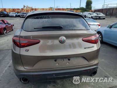 Zdjęcie 6 z 13 samochodu: 2019 ALFA ROMEO STELVIO VIN:ZASPAKAN5K7C32788 - miniatura