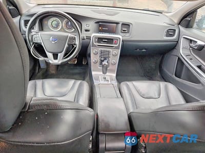 Zdjęcie 8 z 12 samochodu: 2011 VOLVO S60 T6 VIN:YV1902FH0B2003062 - miniatura